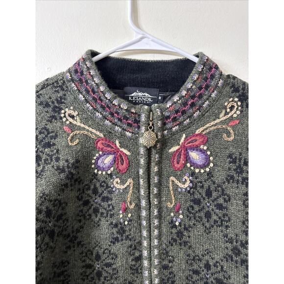 Icelandic Wool Floral Embroidery Zip Front Sweater Cardigan Green Sz M Pockets - Picture 2 of 15
